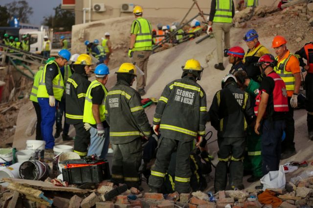 Call for public to provide support for rescue workers at collapsed ...